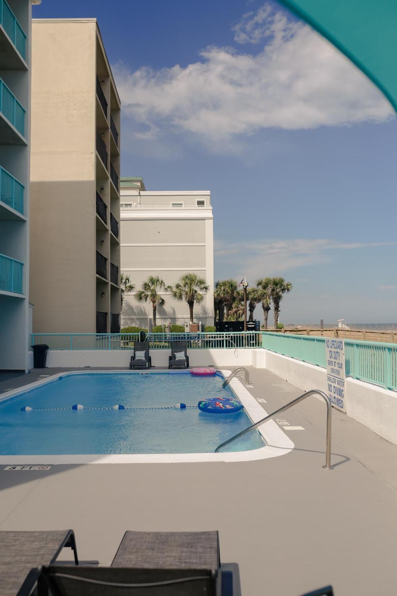 Southern Breeze Ocean Front Hotel Myrtle Beach Buitenkant foto