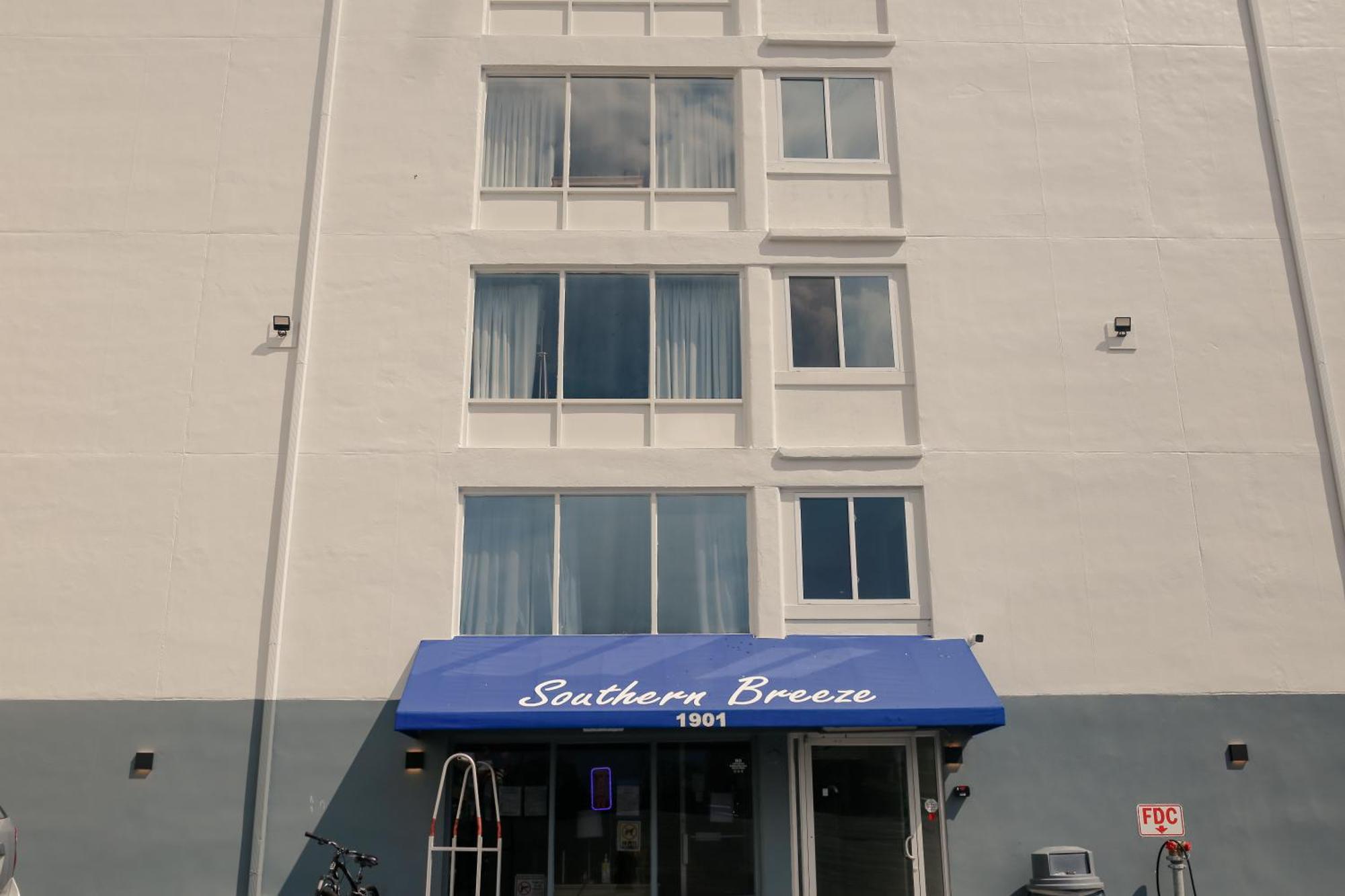 Southern Breeze Ocean Front Hotel Myrtle Beach Buitenkant foto