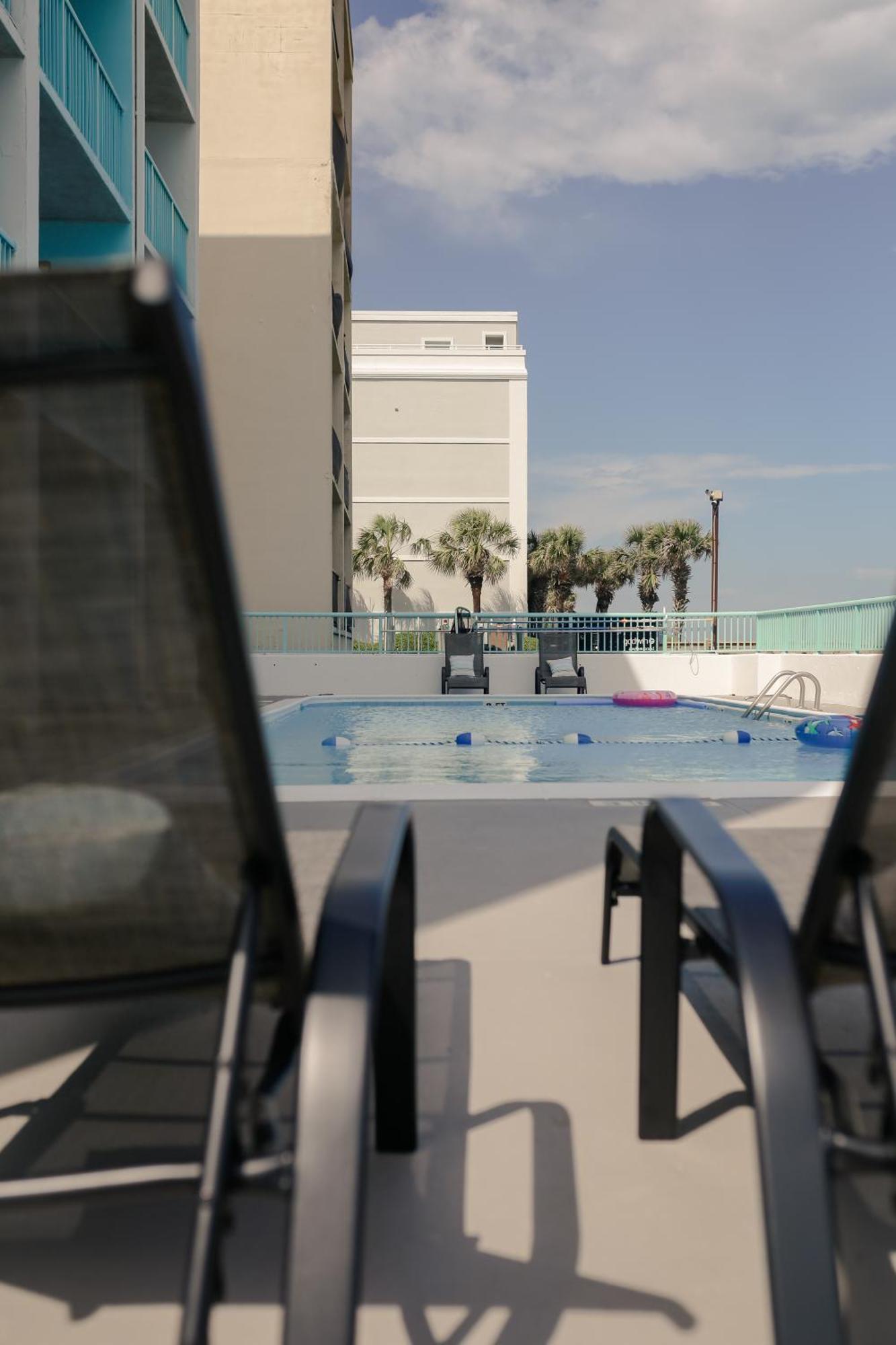 Southern Breeze Ocean Front Hotel Myrtle Beach Buitenkant foto